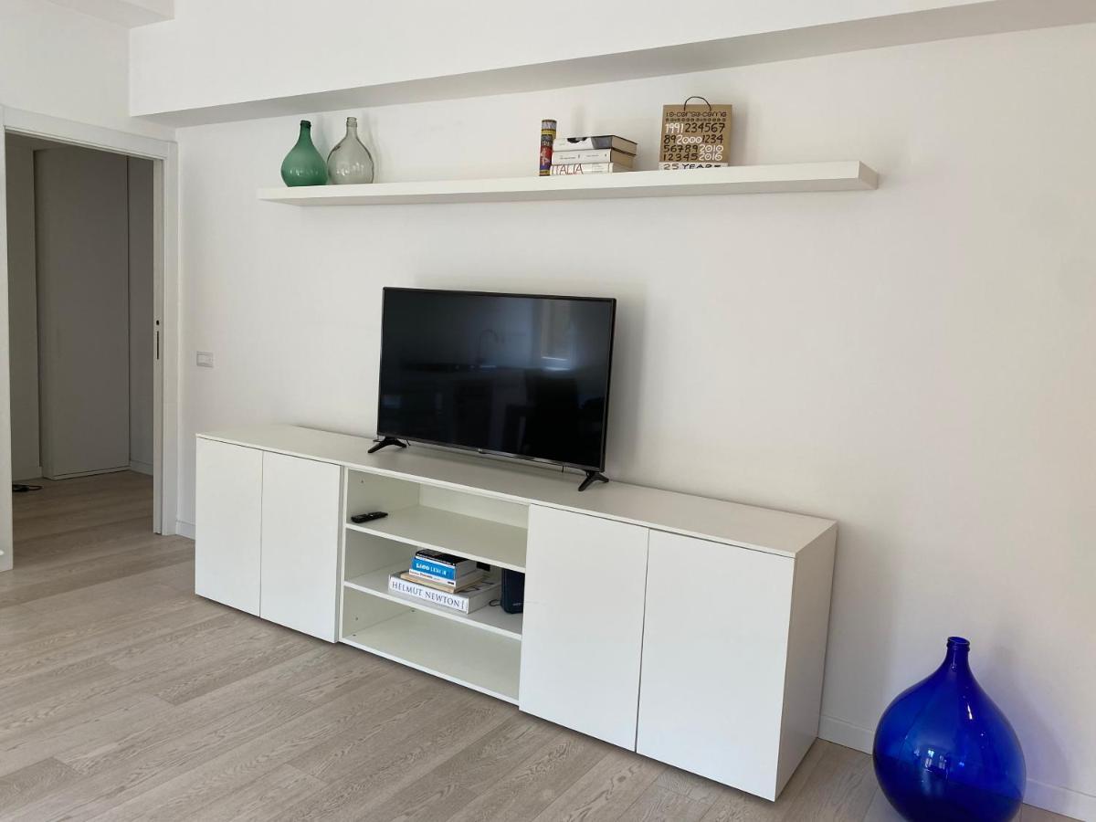 Bright & Spacious Apartment Near Navigli - Ponti Milan Extérieur photo