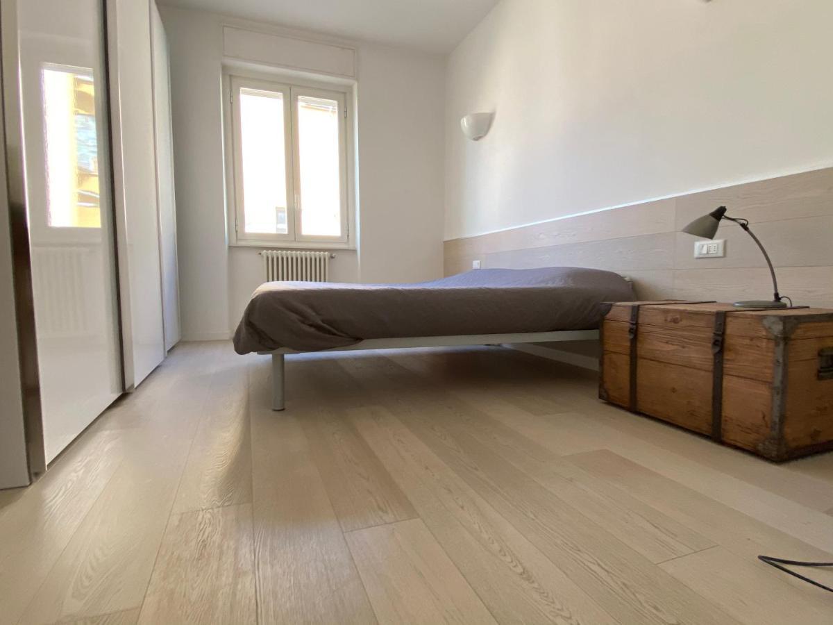 Bright & Spacious Apartment Near Navigli - Ponti Milan Extérieur photo