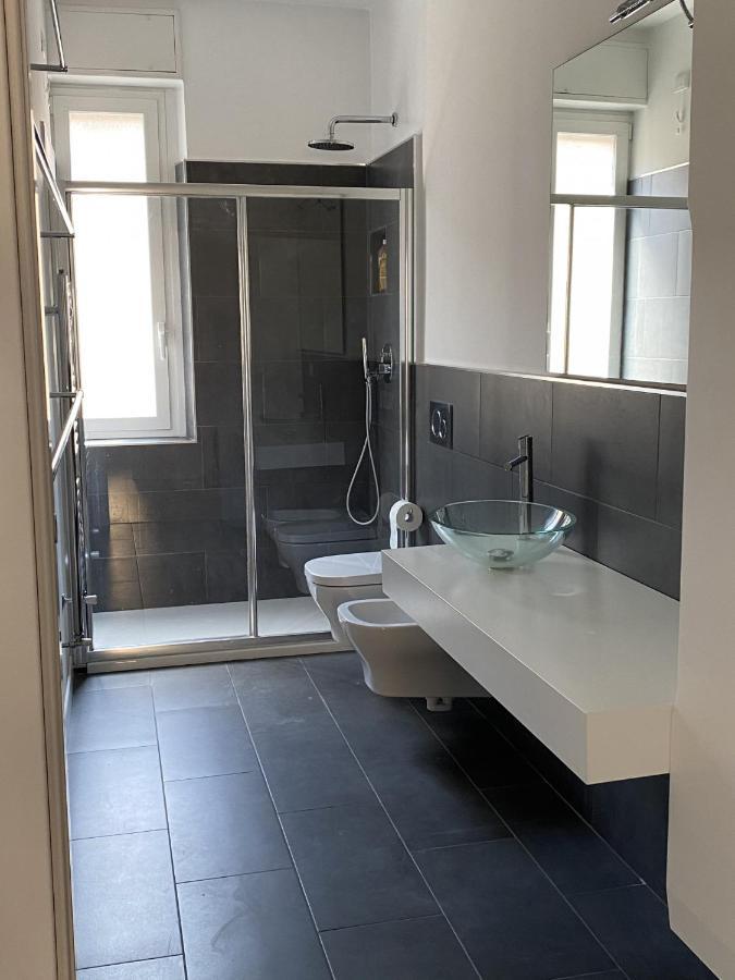 Bright & Spacious Apartment Near Navigli - Ponti Milan Extérieur photo